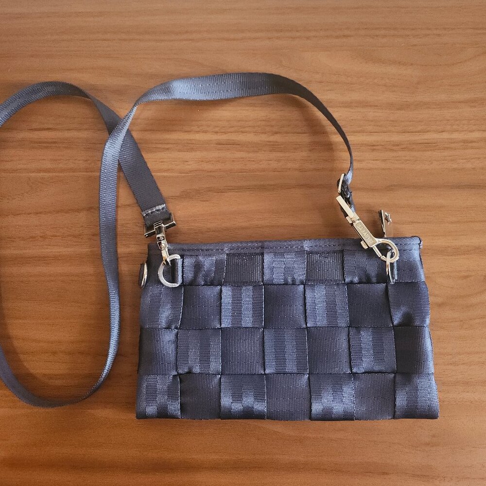 Harveys Gray Hip Pack Crossbody Purse Bag